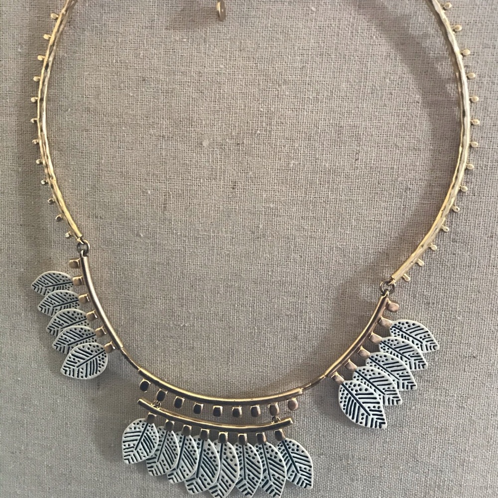 Stella & dot enamel and gold necklace.